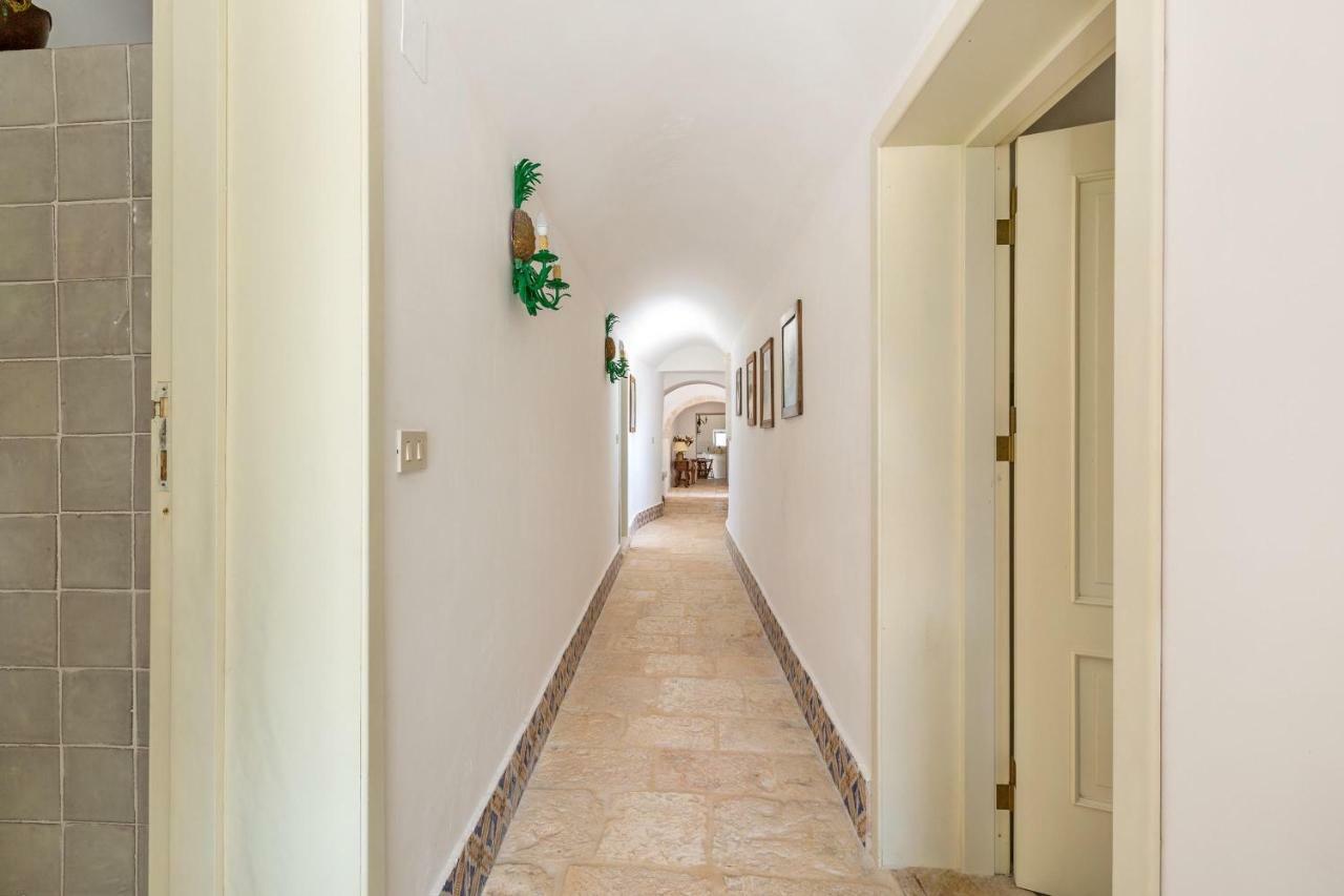הוילה אוסטוני Trullo Il Karrubo מראה חיצוני תמונה